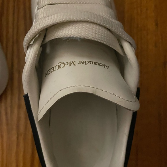 Alexander McQueen Oversized sneakers - Picture 4 of 7